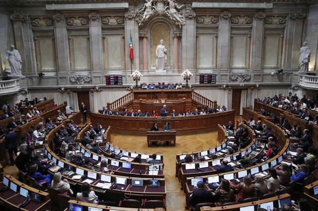Habitação, impostos, saúde. O que pedem os partidos para o OE 2023
