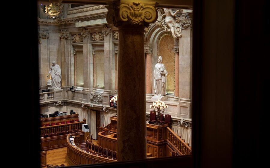 assembleia da república AR parlamento