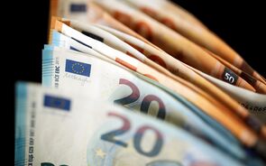 dinheiro, notas, euros
