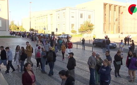 Brasil/ Eleições: Votação em Lisboa prolongada até às 20 horas