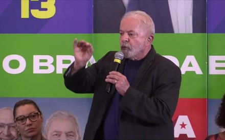 Lula convoca 'todas as forças políticas' a unirem-se contra Bolsonaro