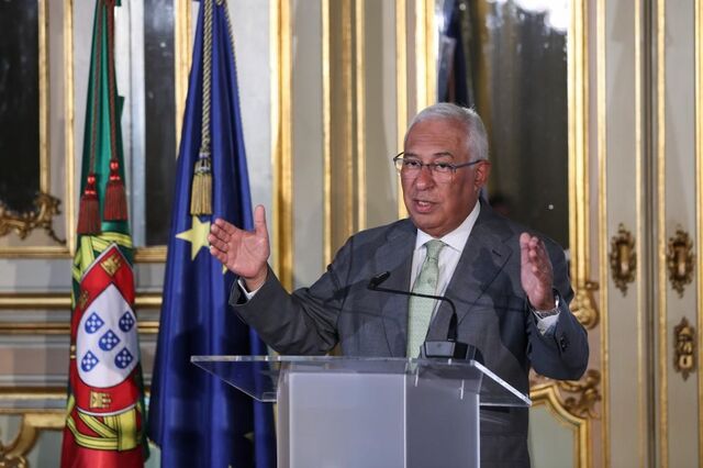 Governo assina acordo com sindicatos da Função Pública. Assista em direto