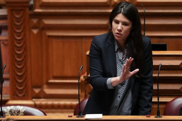 Mariana Mortágua deverá candidatar-se à liderança do BE