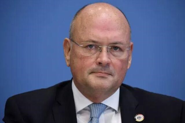 Berlim afasta chefe de cibersegurança por ligações à Rússia
