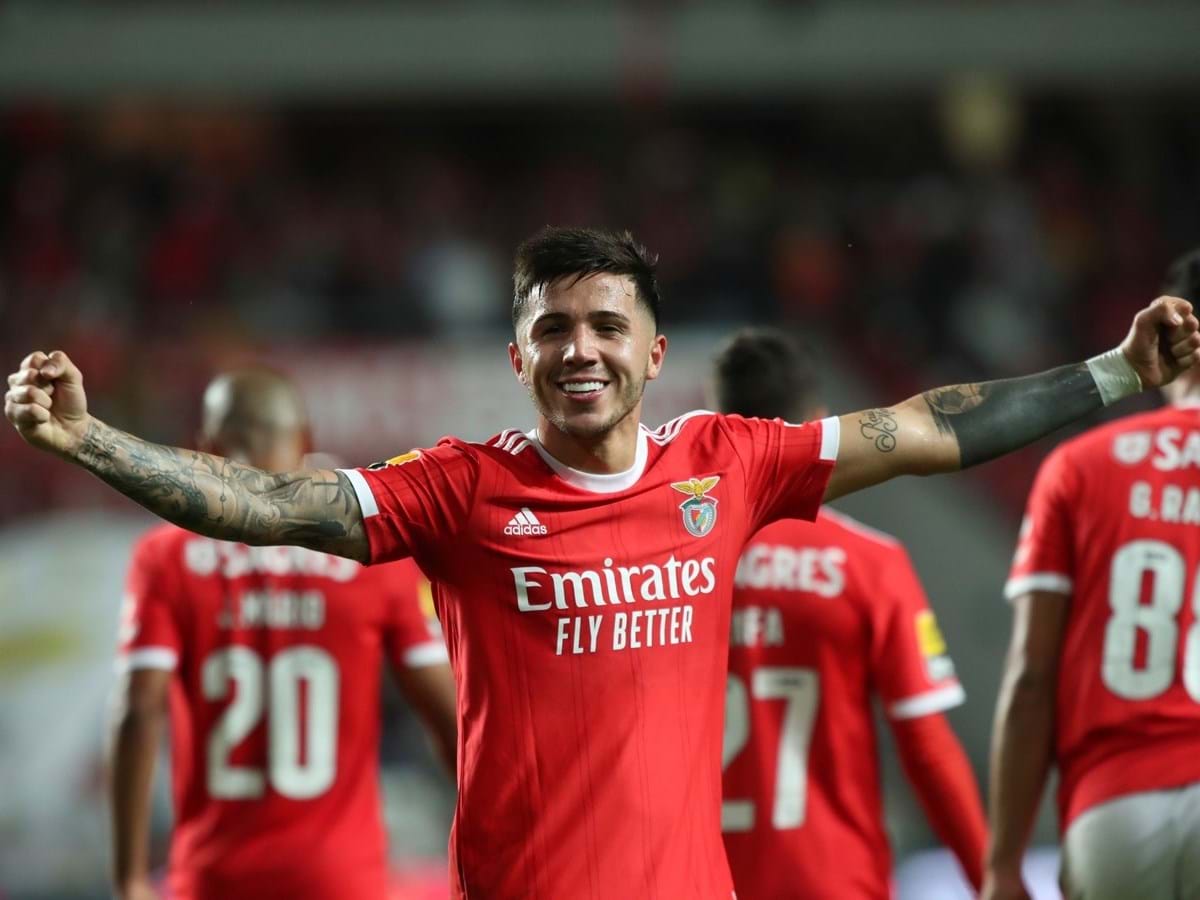 Leões de Porto Salvo-Benfica, 2-3: Águias arrancam vitória a ferros -  Futebol - Jornal Record