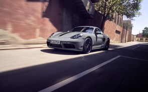 Fotogaleria: Porsche dá mais estilo aos Boxster e Cayman