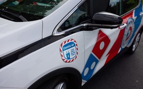 WSJ: Domino's Pizza investe em frota de veículos elétricos para ajudar lojas a recrutar condutores