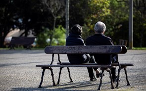 Esperança de vida e fator de corte de pensões recuam seis anos