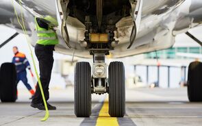 aviação, técnicos de manutenção