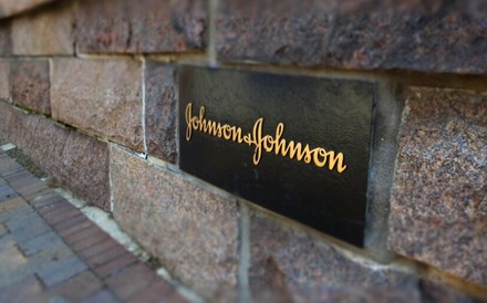 Johnson & Johnson compra Abiomed por 16,6 mil milhões de dólares