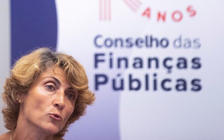 Contas públicas da Madeira e Açores contrariaram melhoria orçamental do Estado em 2021