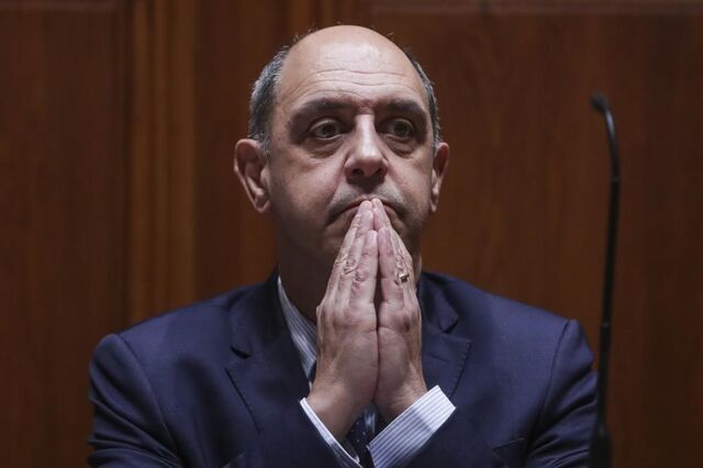 Governo corta valores das horas extra durante o dia nas maiores urgências 