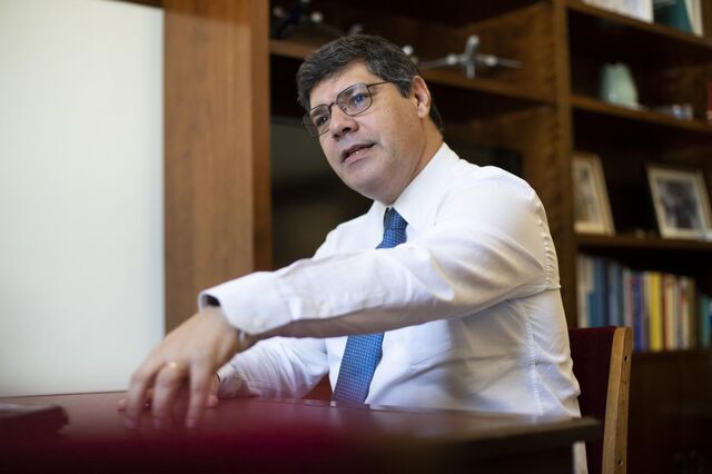 PS quer isentar de IRS e IRC renda acessível para alojamento estudantil