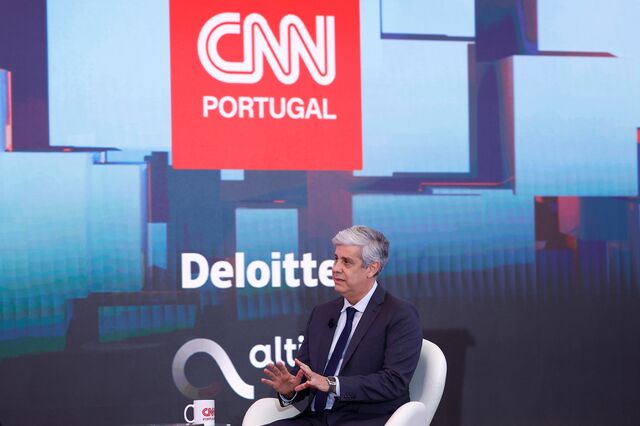 'Encontrei coisas desapontadoras', diz Centeno sobre livro de Carlos Costa