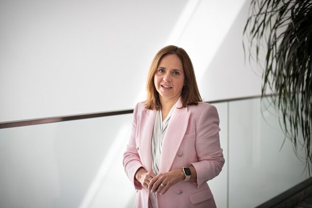 Contração da economia no 1.º trimestre deve levar a prudência, defende Clara Raposo