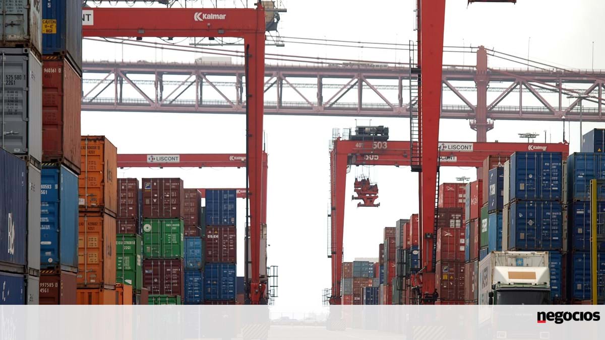 Les exportations de biens augmentent de 7 % en février, dépassant à nouveau les importations – Économie
