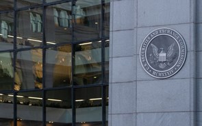 WSJ: SEC pede a cotadas mais informação sobre exposição a criptos