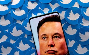 Elon Musk pondera remover acesso a antigo Twitter na Europa