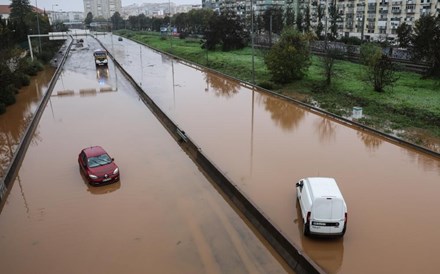 Seguradoras têm de pagar mais de 47 milhões devido ao mau tempo em Lisboa