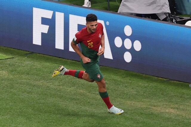 Clubes portugueses no top 3 das transferências