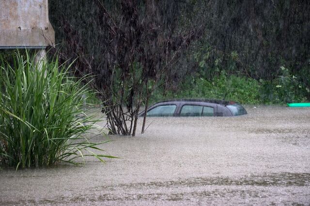 Paragrafino Pescada escreve sobre o país dos incêndios e das cheias