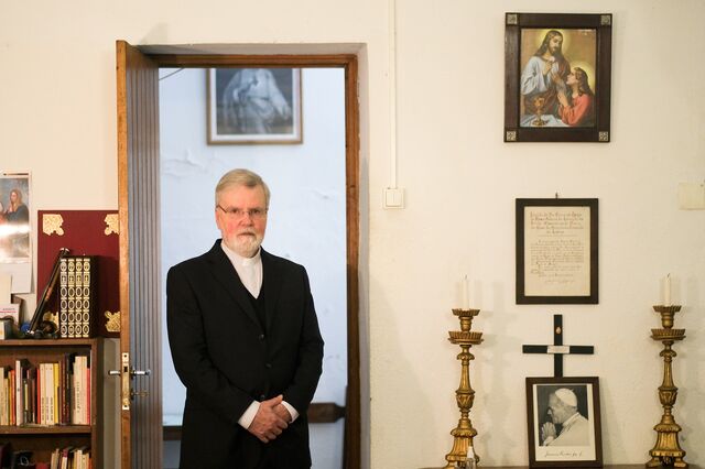 Peter Stilwell: “A ligação entre trono e altar é sedutora, mas perniciosa'