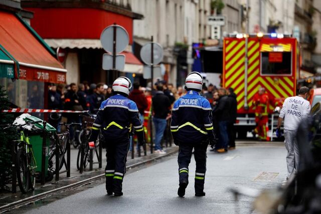 Tiroteio em Paris faz pelo menos dois mortos 
