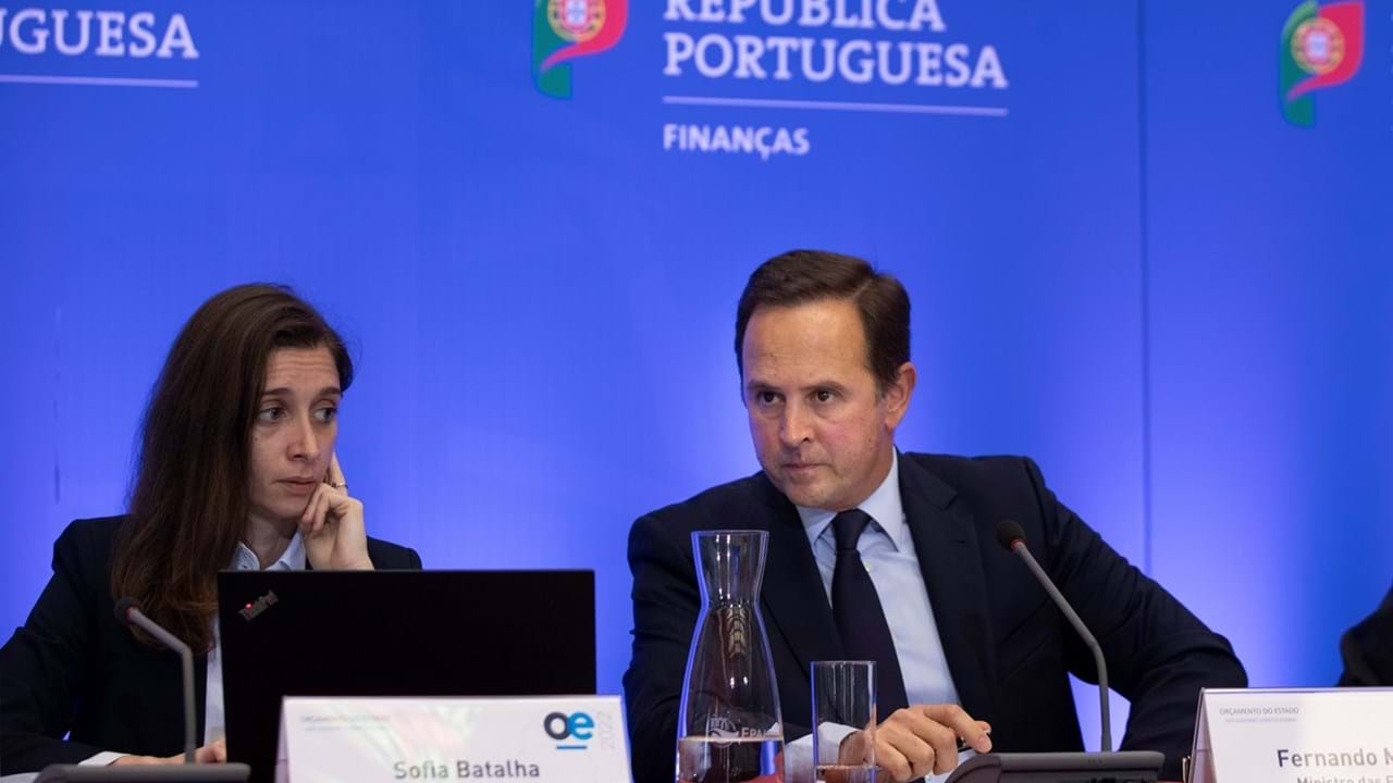 Medina alivia nível de cativações face a 2022 - Finanças Públicas - Jornal  de Negócios