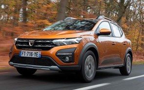 Dacia Sandero acelera e é vice-líder em Portugal