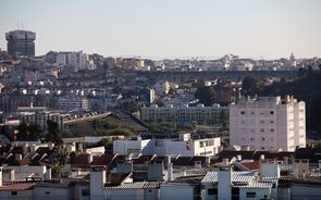 casas habitacao predios imobiliario lisboa
