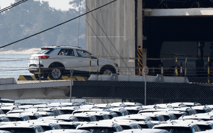 Autoeuropa: Sindicato diz que despedimentos ascendem a 560 no parque industrial
