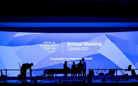 Centeno em Davos com contenção da crise na agenda