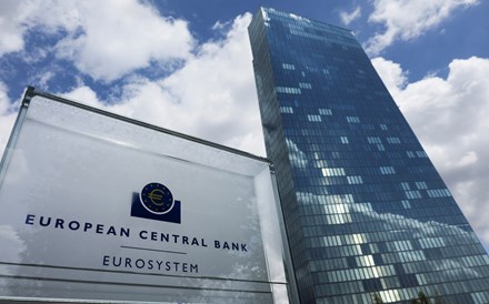 BCE impõe tecto aos depósitos dos governos e administrações públicas 