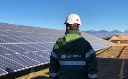 Iberdrola e Prosolia com 'luz verde' para central solar de 800 milhões em Portugal
