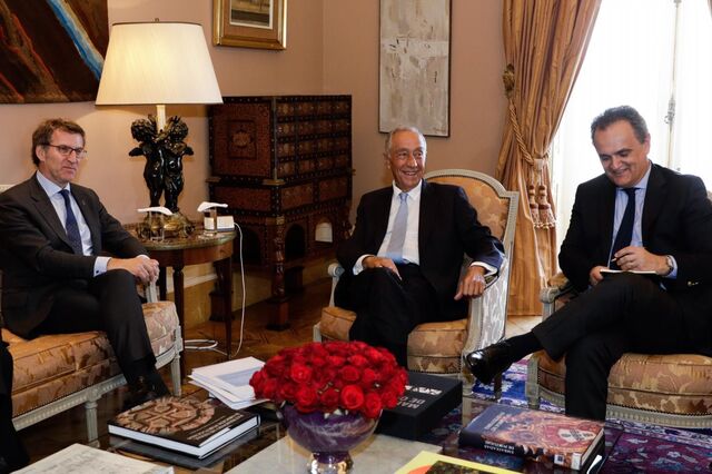 Francisco Ribeiro Menezes distinguido como diplomata económico do ano