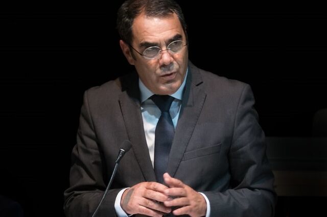 Marido de secretária de Estado defende a mulher nas contas arrestadas. 'Este assunto é meu'