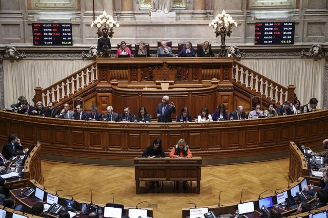 AR aprova limite às multas pela falta de pagamento de portagens 