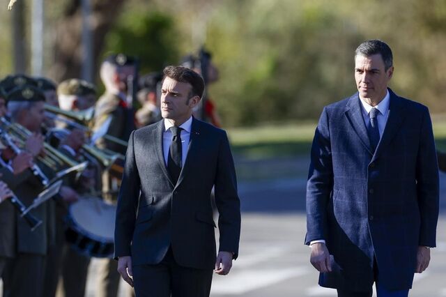França e Espanha aprofundam laços com tratado de cooperação