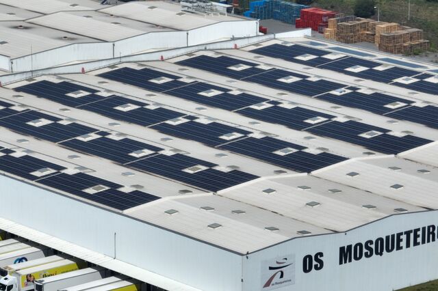 Engie Hemera instala mais de 2.200 painéis solares em base logística dos Mosqueteiros 