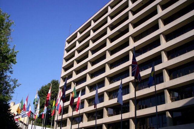 Família Queiroz Pereira compra maioria do edifício-sede da União Europeia em Lisboa