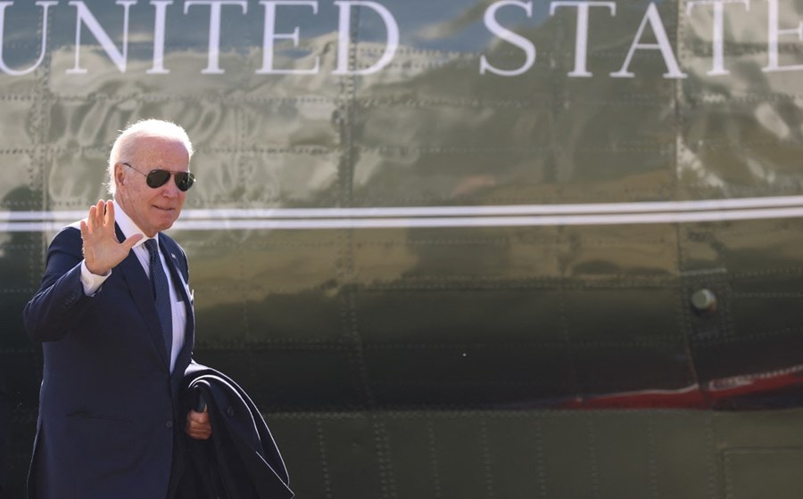 Administração Biden está sob pressão. Até junho terá de ser encontrada uma solução para o impasse.
