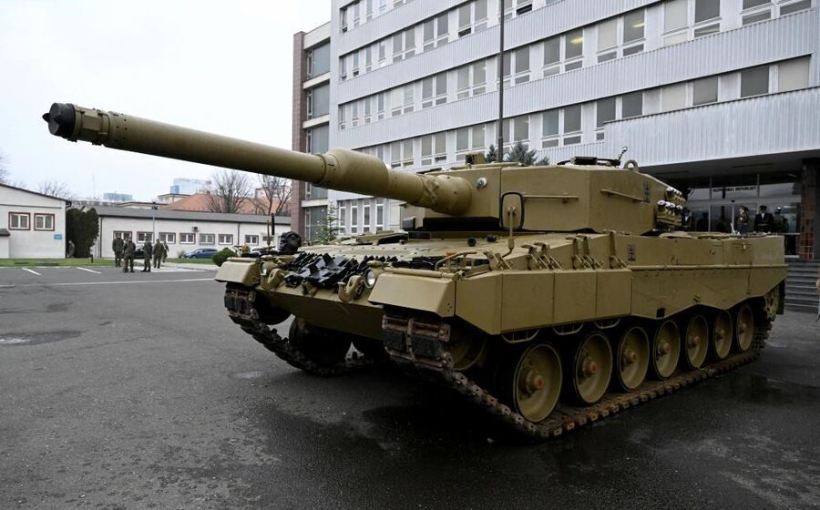 tanque leopard carro blindado