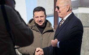 Biden anuncia reforço do apoio militar à Ucrânia