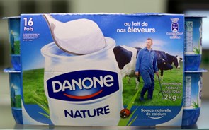 Lucros da Danone caem 8,1% para 881 milhões de euros em 2023