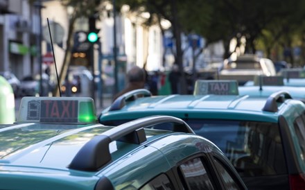 Tarifas de táxi aumentam 4,6% a partir de janeiro