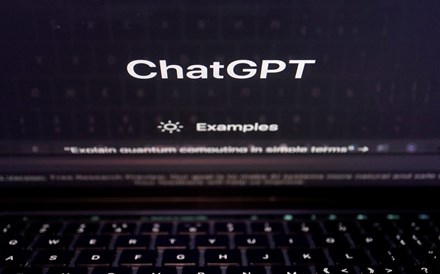Quase metade das empresas estão a criar normas para o uso do ChatGPT, diz consultora