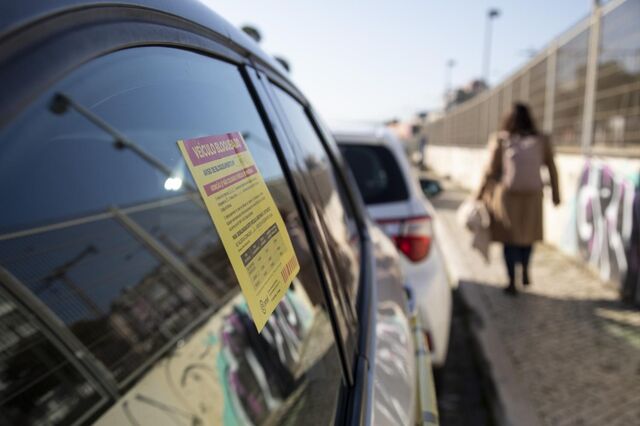 Benfica leva a referendo estacionamento pago na freguesia lisboeta