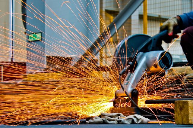 Preços na produção industrial caem 3% em junho