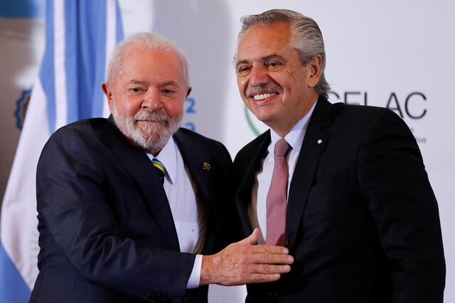 Brasil e Argentina unem-se para esvaziar força do dólar