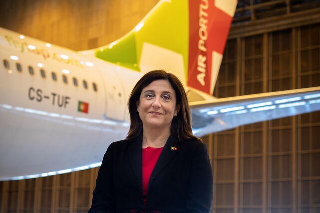 Oito em dez portugueses contra prémio de CEO da TAP